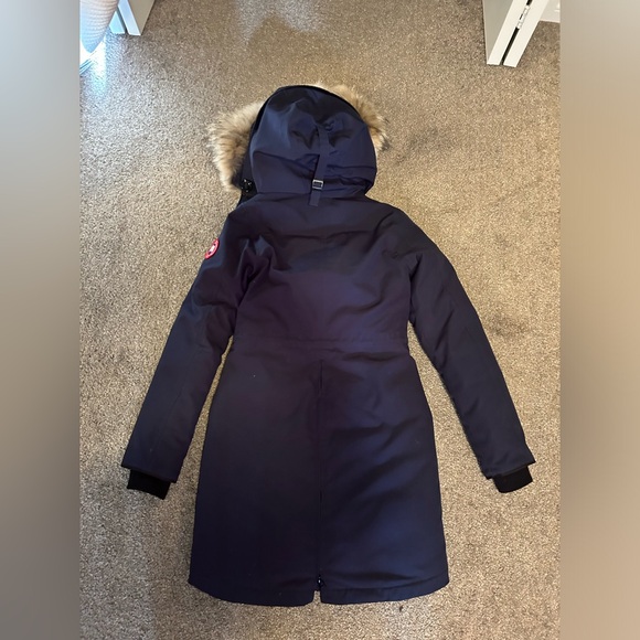 Canada Goose Women’s Jacket - Picture 4 of 7